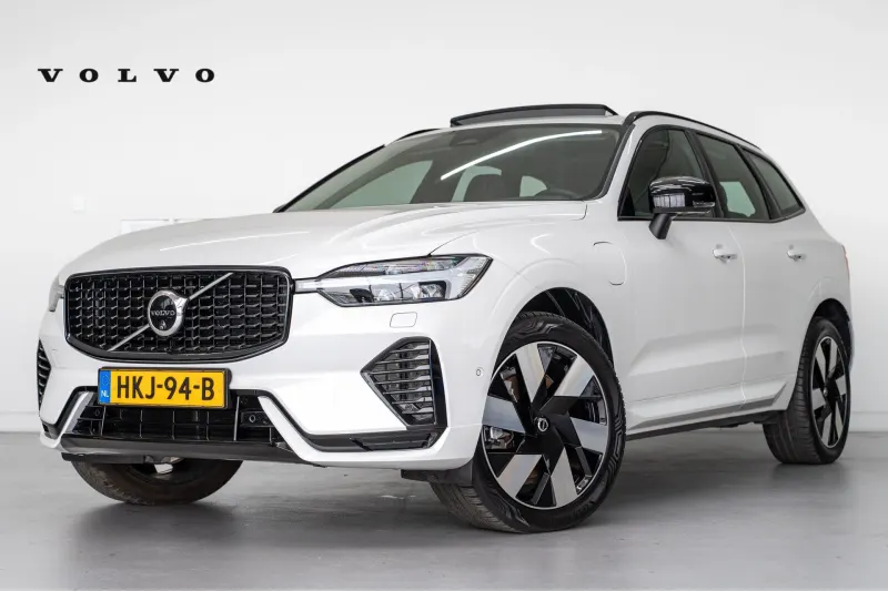Volvo XC60 (2025)