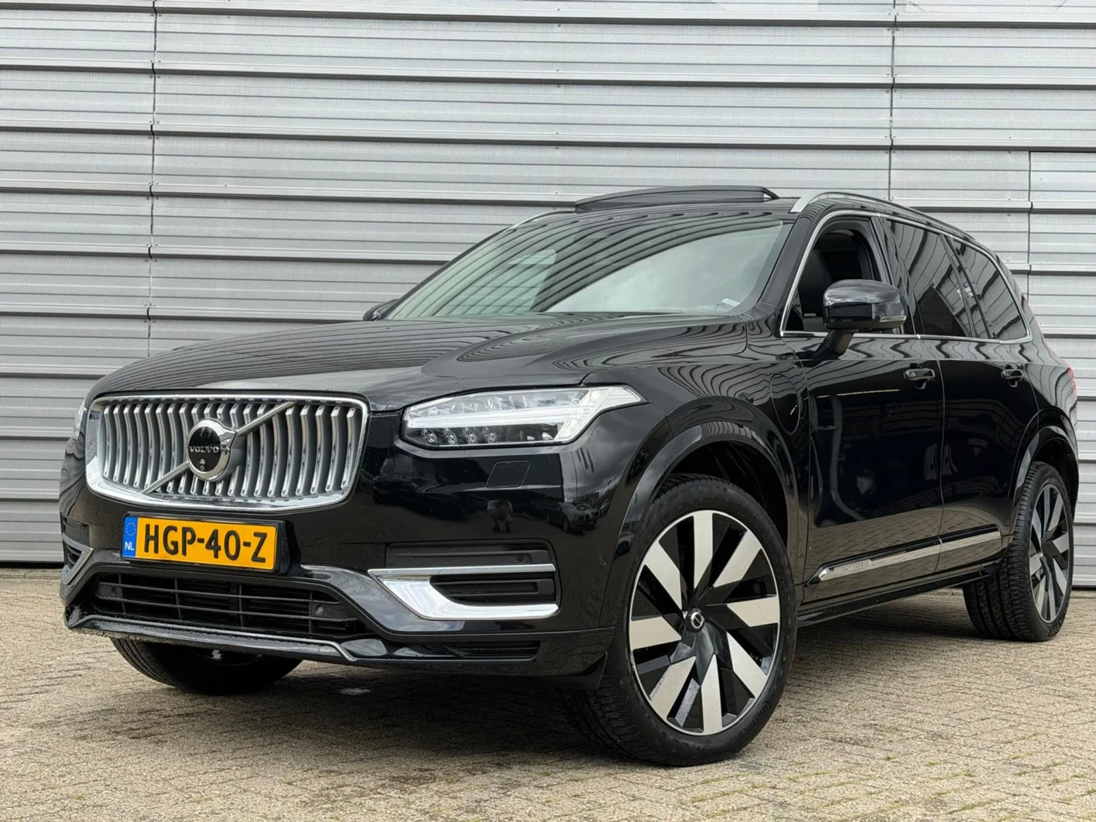 Volvo XC90 (2024) — foto 1