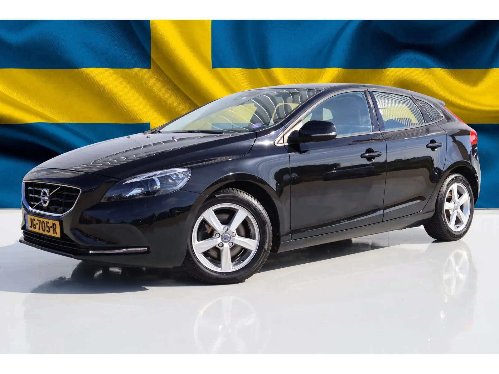 Volvo V40 (2015) — foto 1