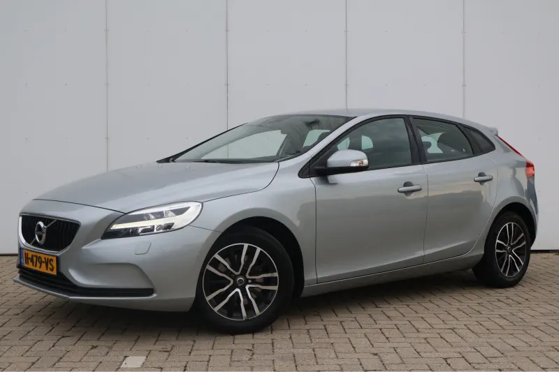 Volvo V40 (2018)