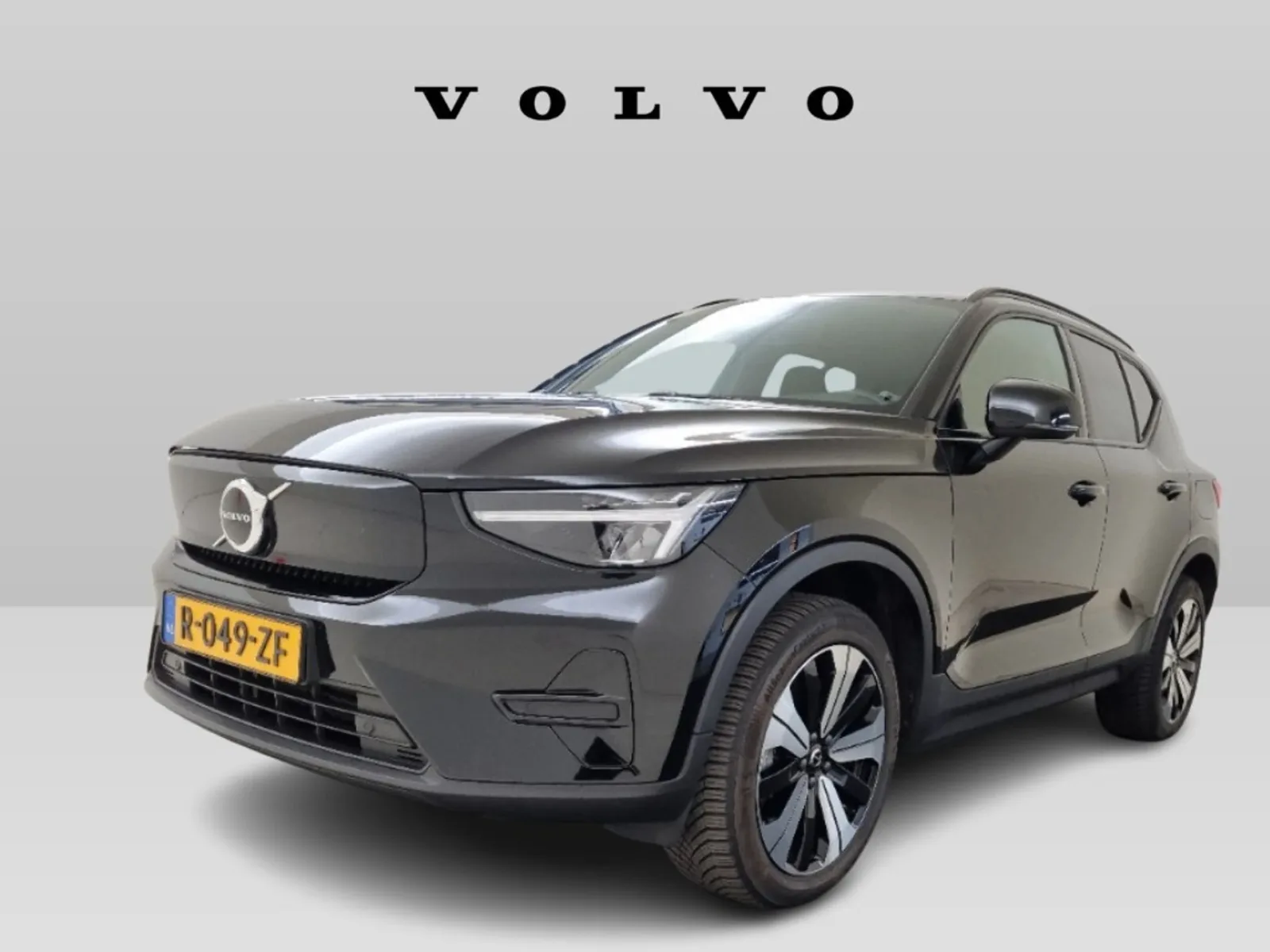 Volvo XC40 (2022) — foto 1