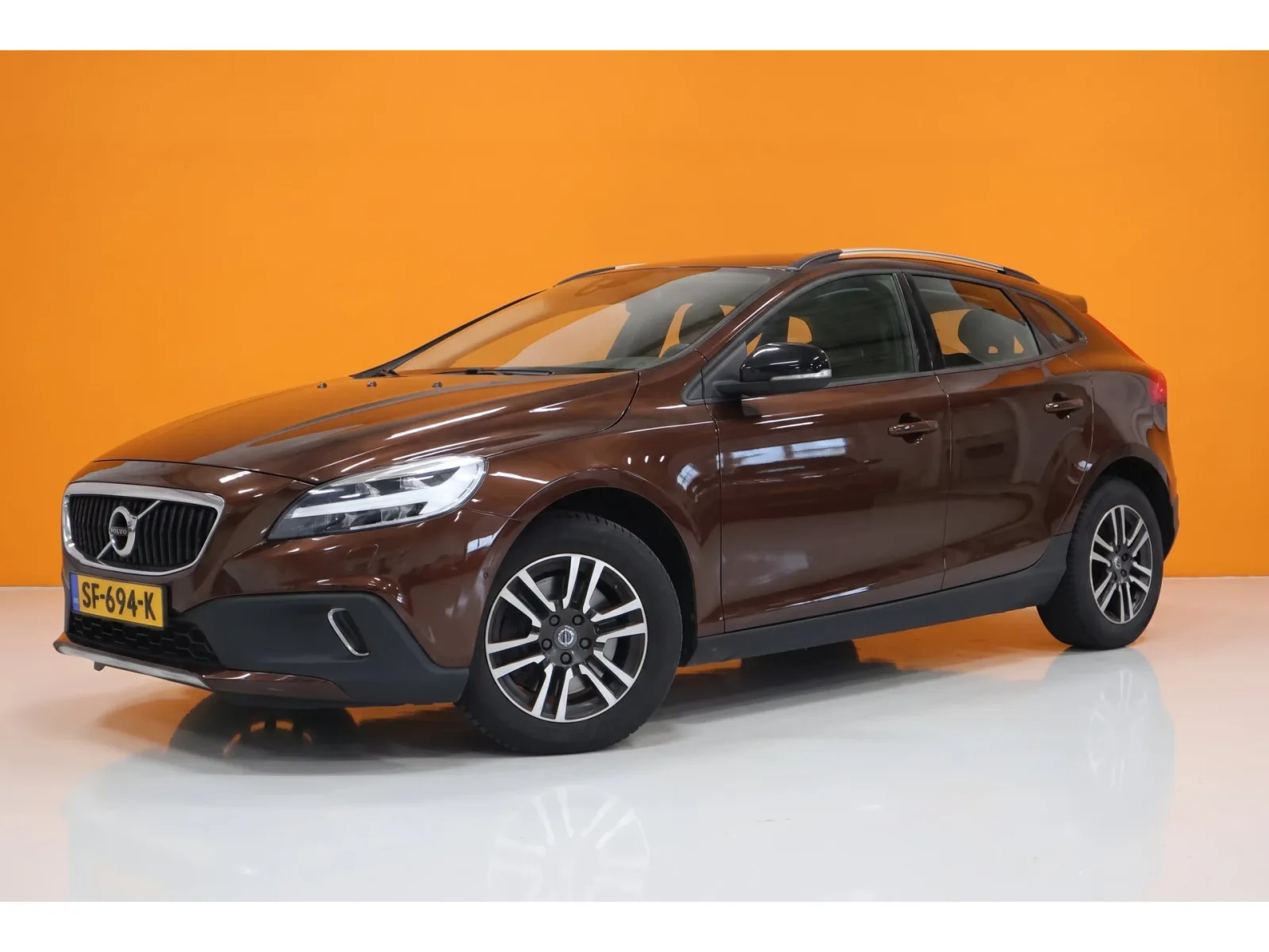 Volvo V40 Cross Country (2018) — foto 1