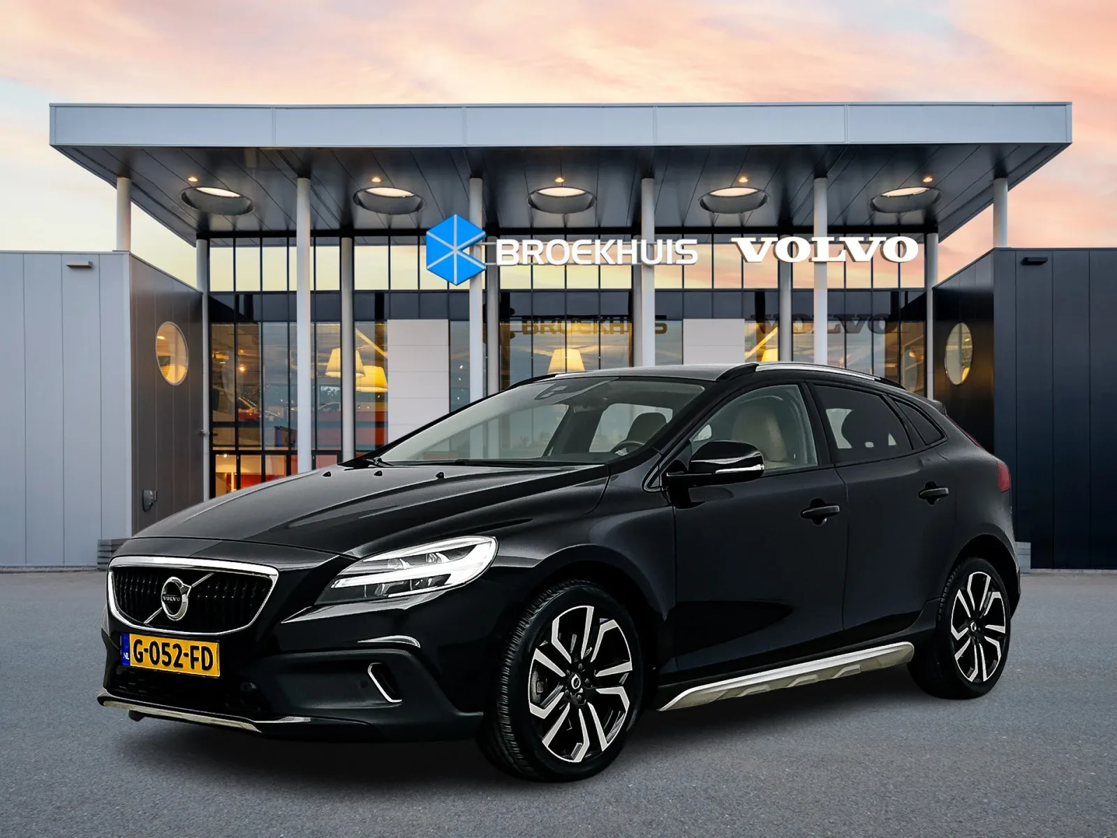 Volvo V40 (2019) — foto 1