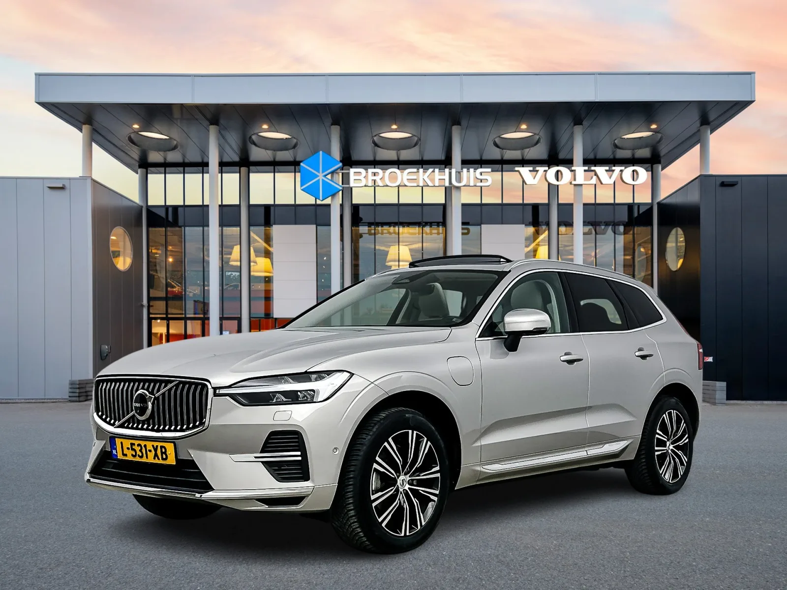 Volvo XC60 (2021) — foto 1