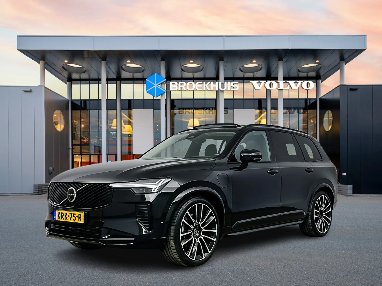 Volvo XC90 (2026) — foto 1