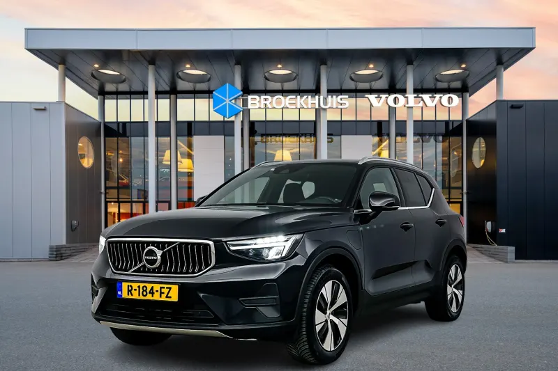 Volvo XC40 (2022)