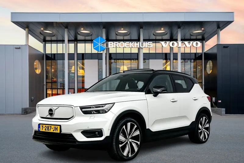 Volvo XC40 (2022)