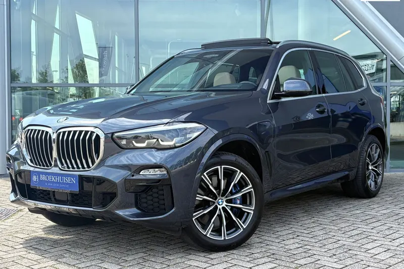 BMW X5 (2021)