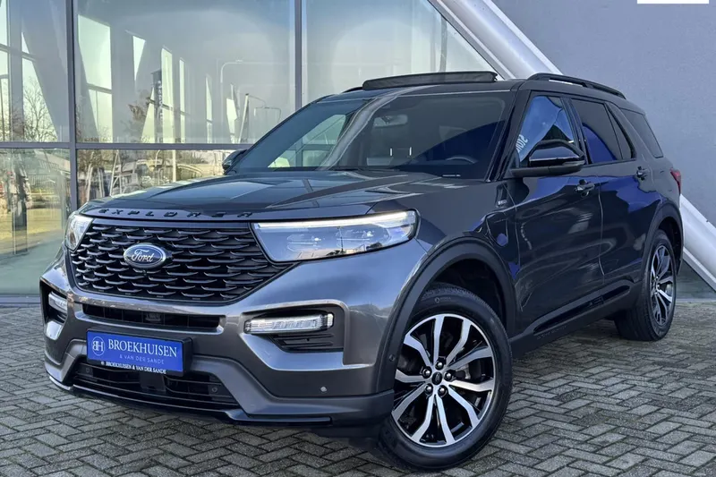 Ford Explorer (2021)