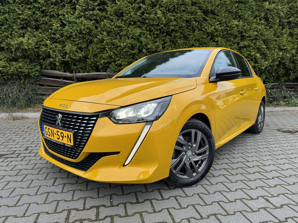 Peugeot 208 (2022) — foto 1