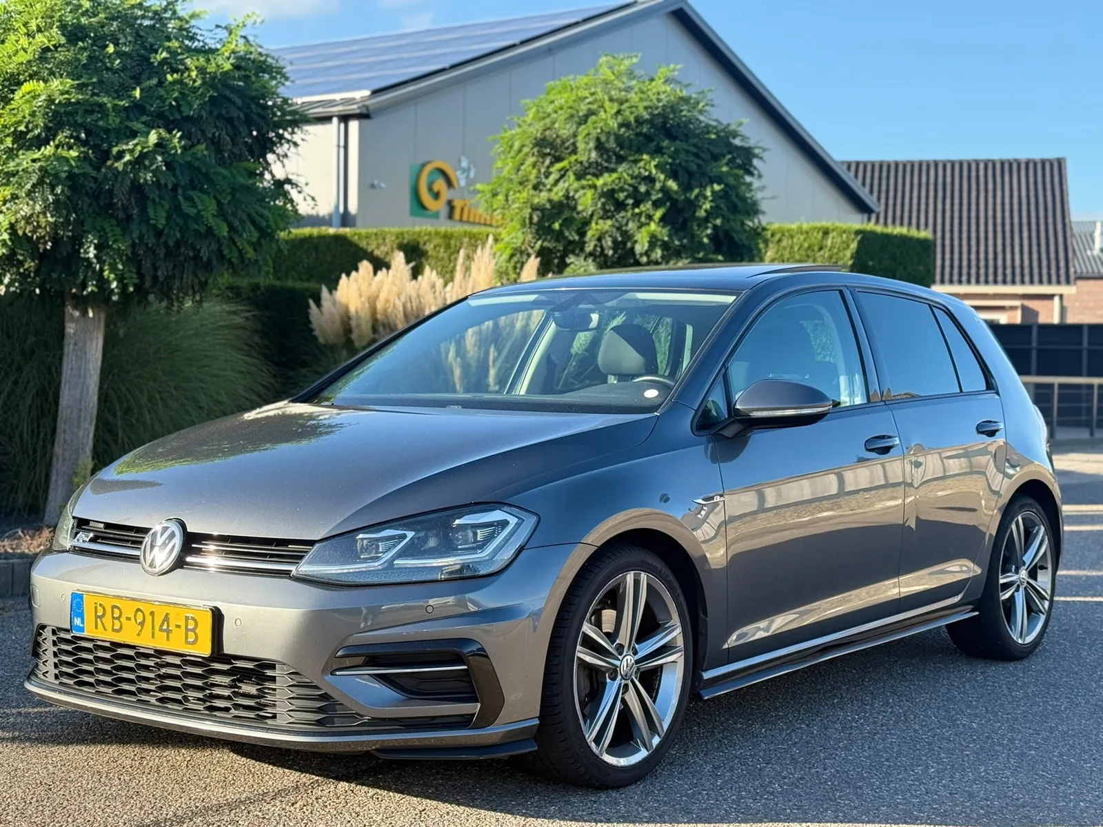 Volkswagen Golf (2017) — foto 1