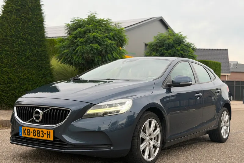 Volvo V40 (2016)
