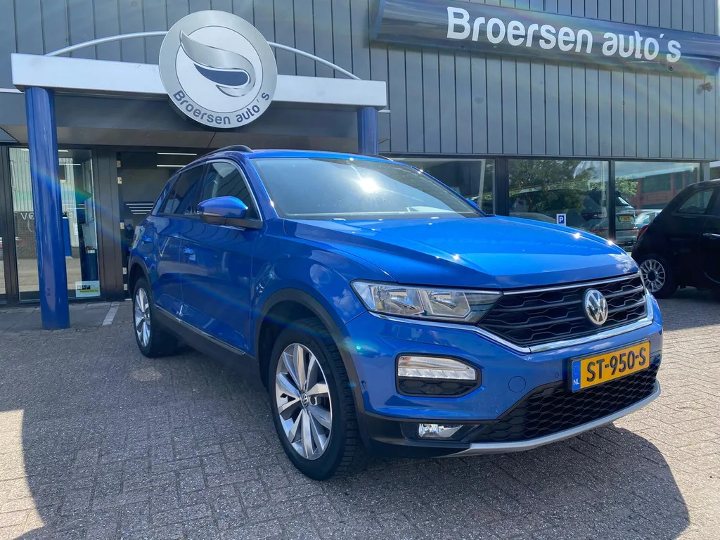 Volkswagen T-Roc (2018) — foto 1