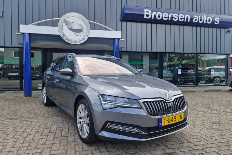 Škoda Superb (2024)