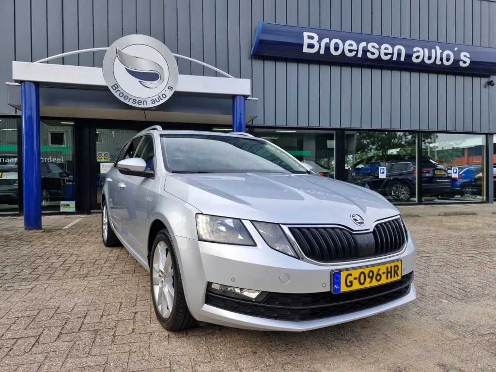 Škoda Octavia (2018) — foto 1