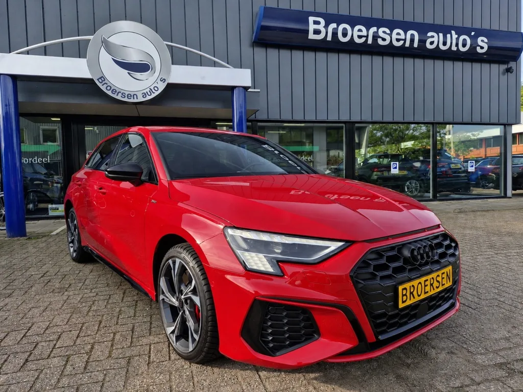 Audi A3 (2022) — foto 1