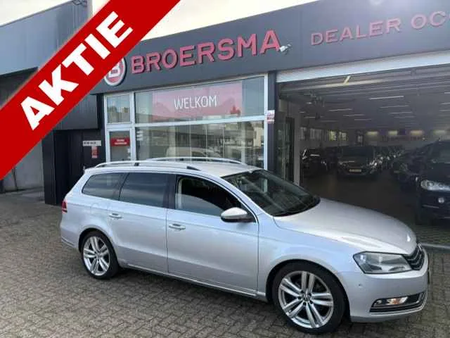 Volkswagen Passat (2012) — foto 1