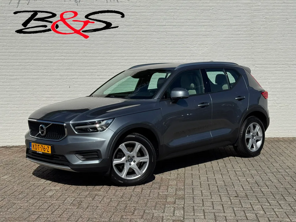Volvo XC40 (2018) — foto 1