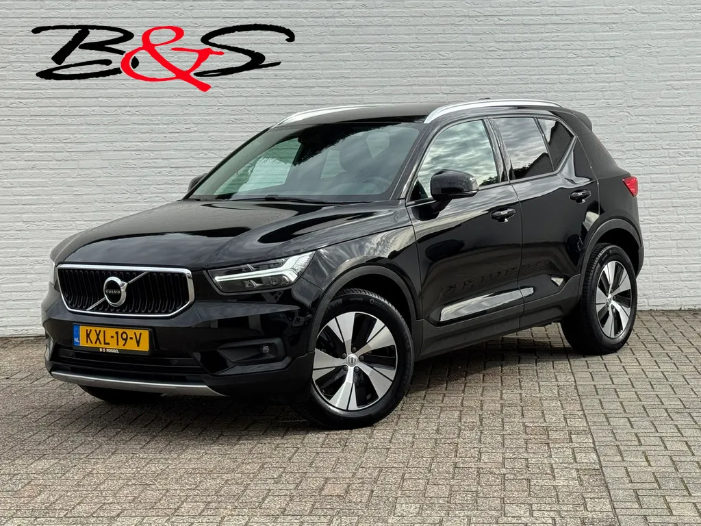Volvo XC40 (2021) — foto 1