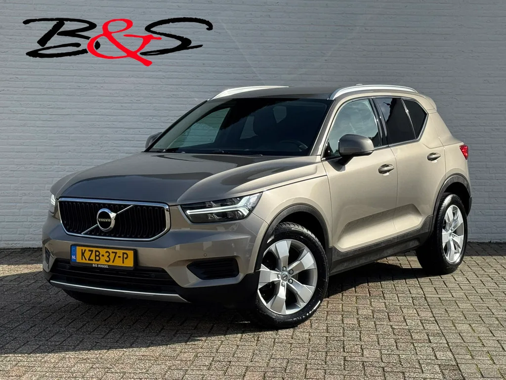 Volvo XC40 (2021) — foto 1