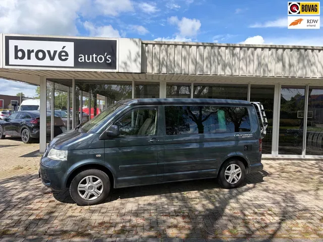 Volkswagen Transporter (2009) — foto 1