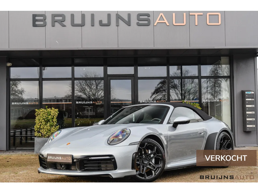 Porsche 911 (2019) — foto 1