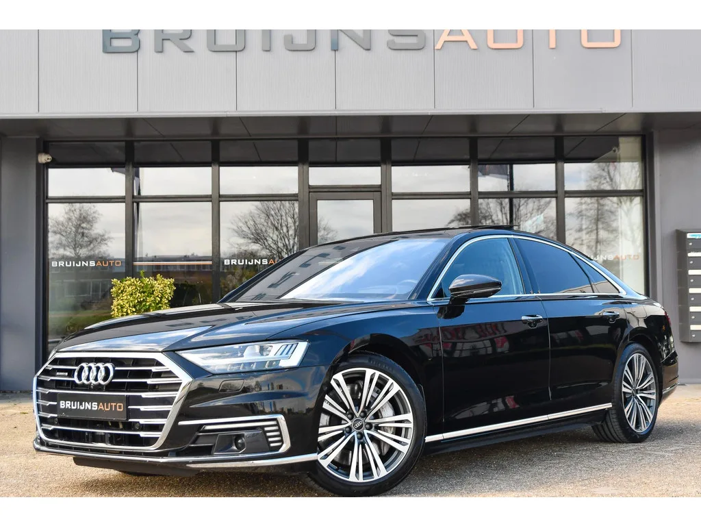 Audi A8 (2021) — foto 1