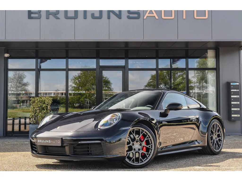 Porsche 911 (2019) — foto 1