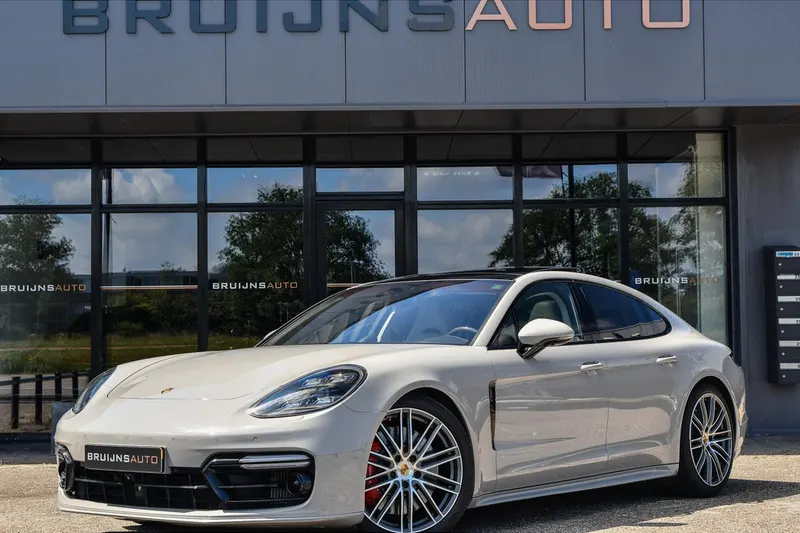 Porsche Panamera (2017)