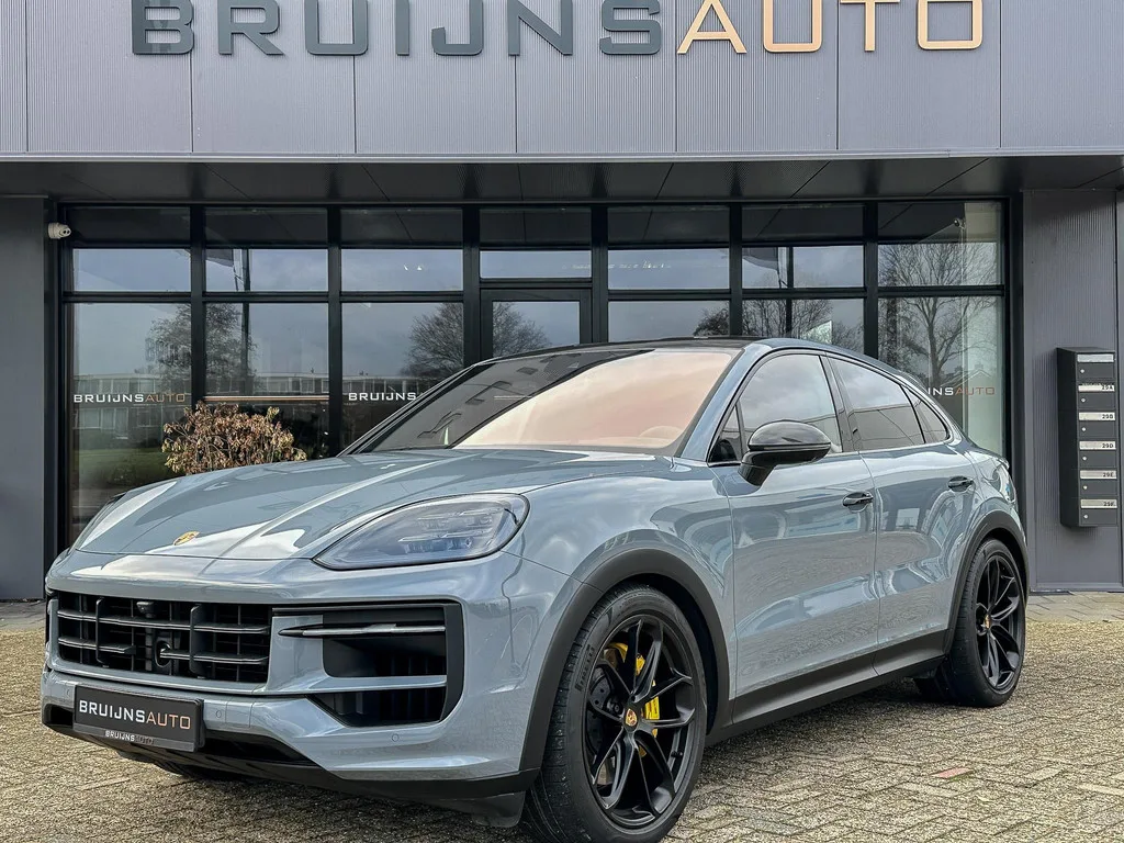 Porsche Cayenne Coupé (2024) — foto 1