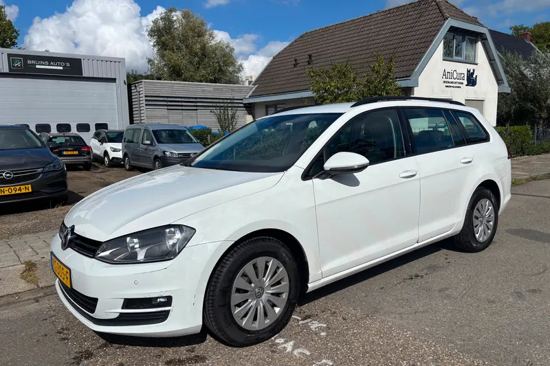 Volkswagen Golf (2016)