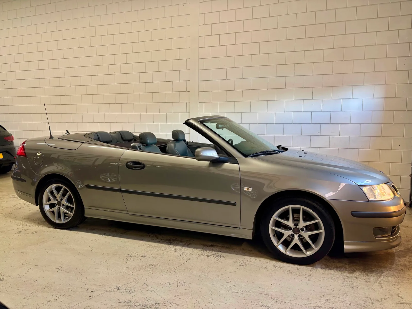 Saab 9-3 (2004) — foto 1