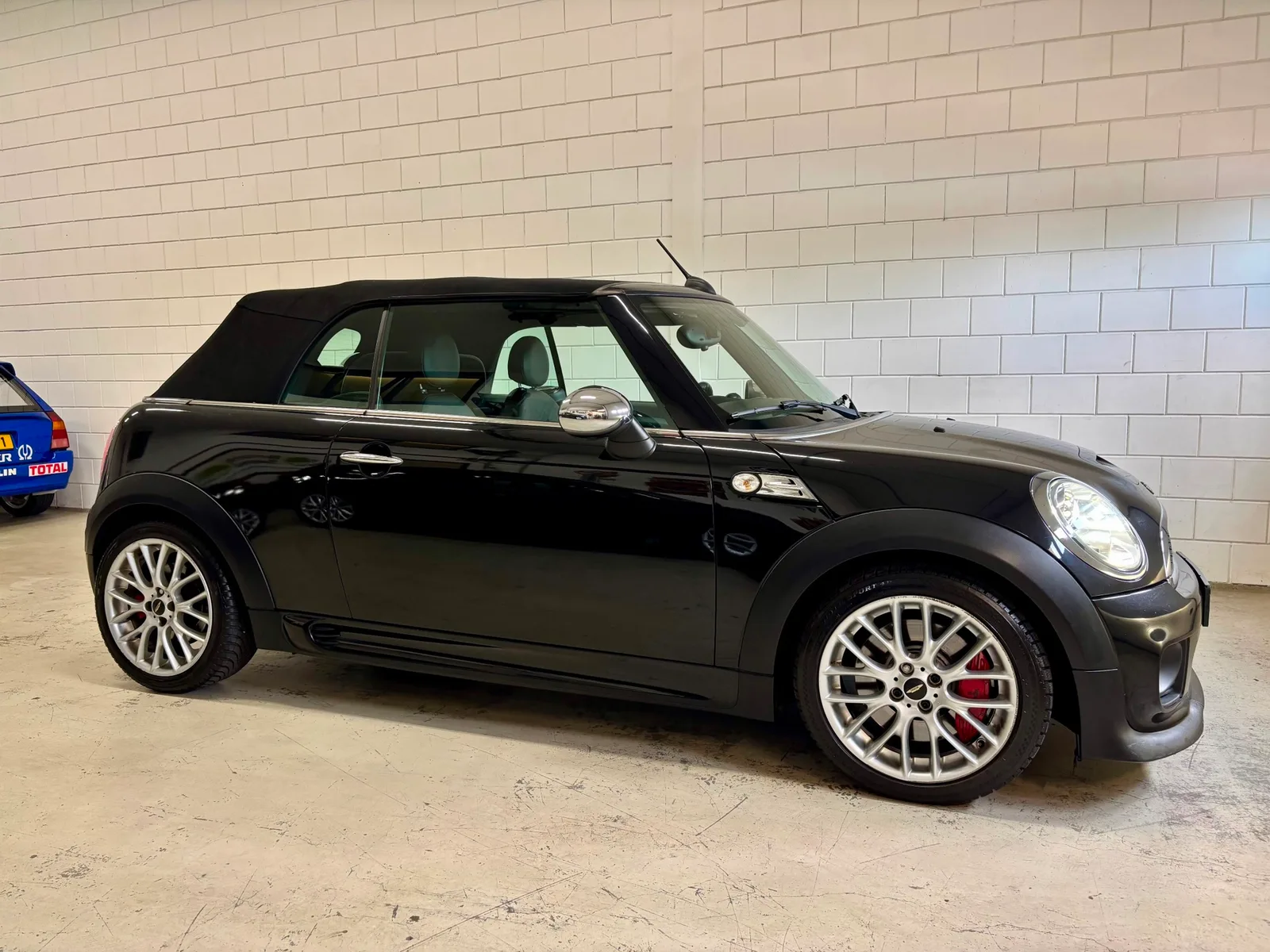 MINI Cabrio (2013) — foto 1