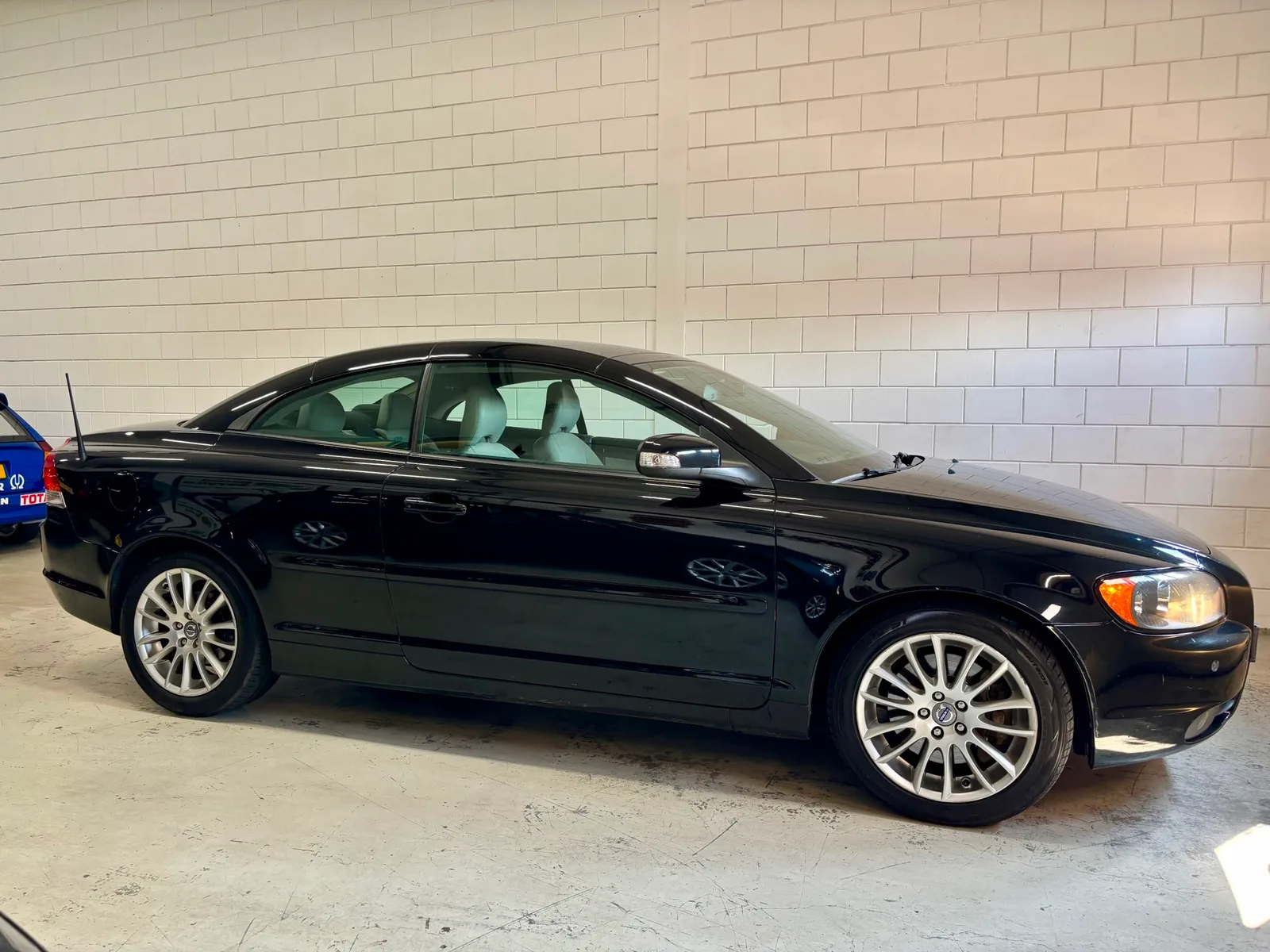 Volvo C70 (2008) — foto 1