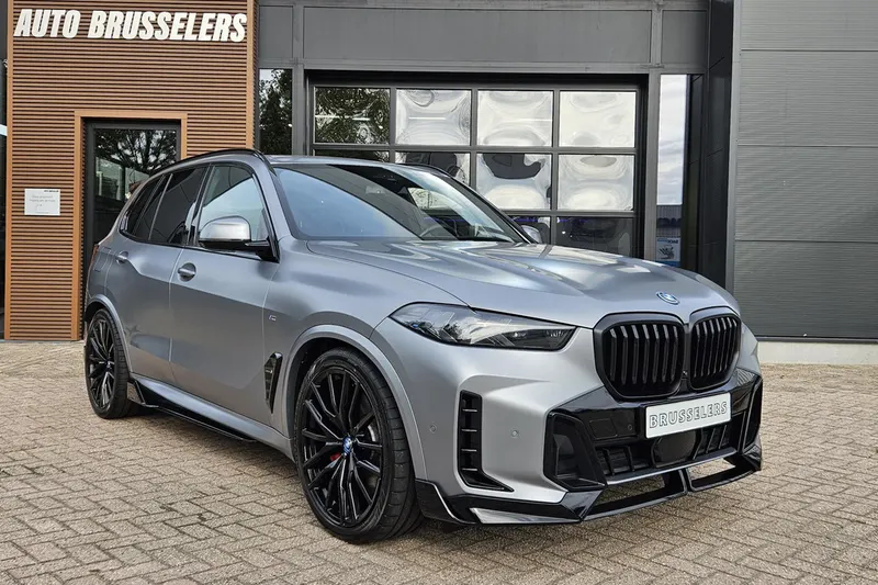 BMW X5 (2024)
