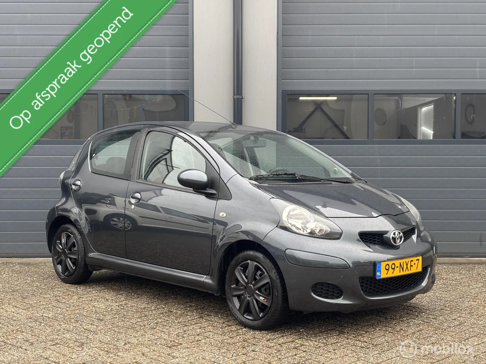 Toyota Aygo (2010) — foto 1