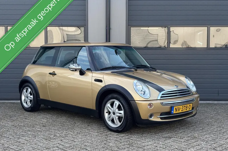 MINI One (2005)