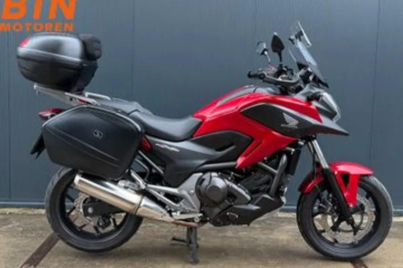 Honda NC750X (2015)