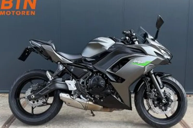Kawasaki Ninja 650 (2023)
