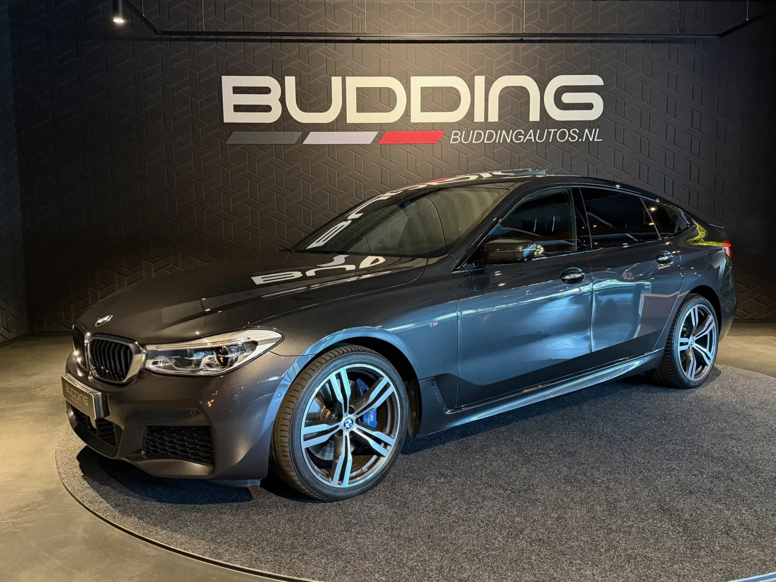 BMW 6-Serie (2017) — foto 1