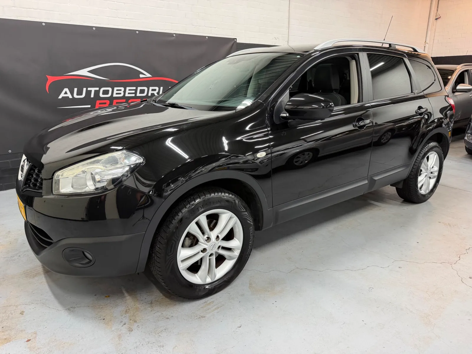 Nissan Qashqai+2 (2010) — foto 1