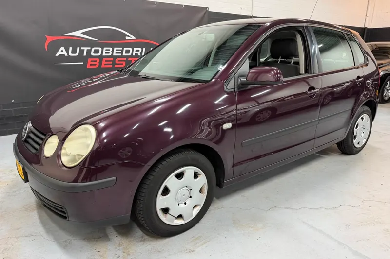 Volkswagen Polo (2002)