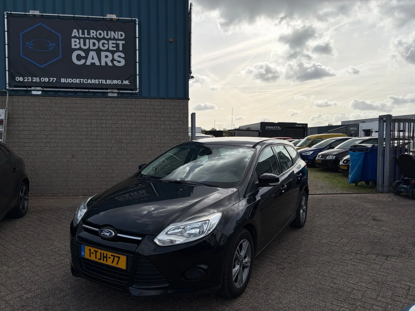 Ford Focus (2014) — foto 1