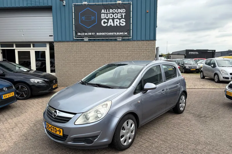 Opel Corsa (2008)