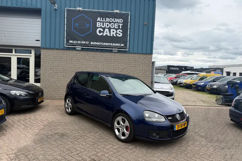 Volkswagen Golf (2005)