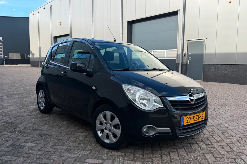 Opel Agila (2010)