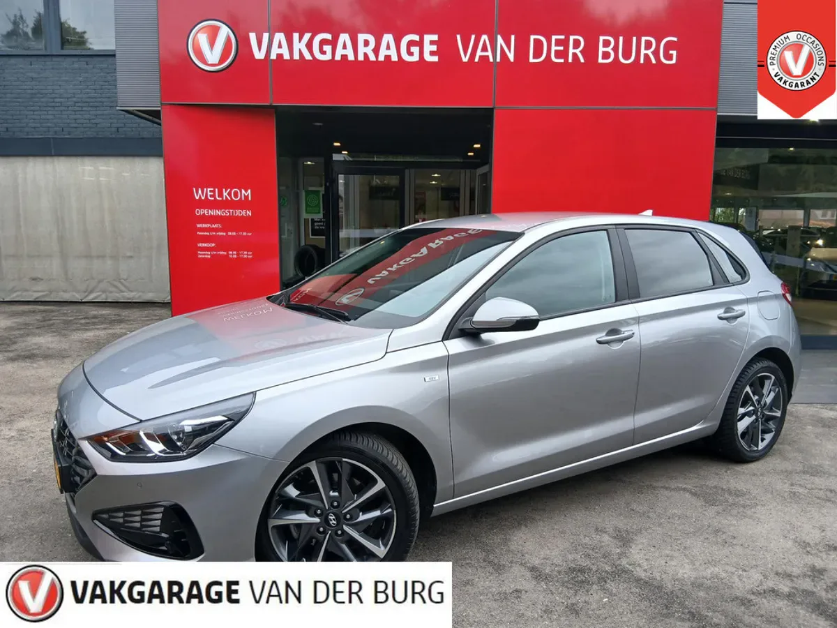 Hyundai i30 (2024) — foto 1