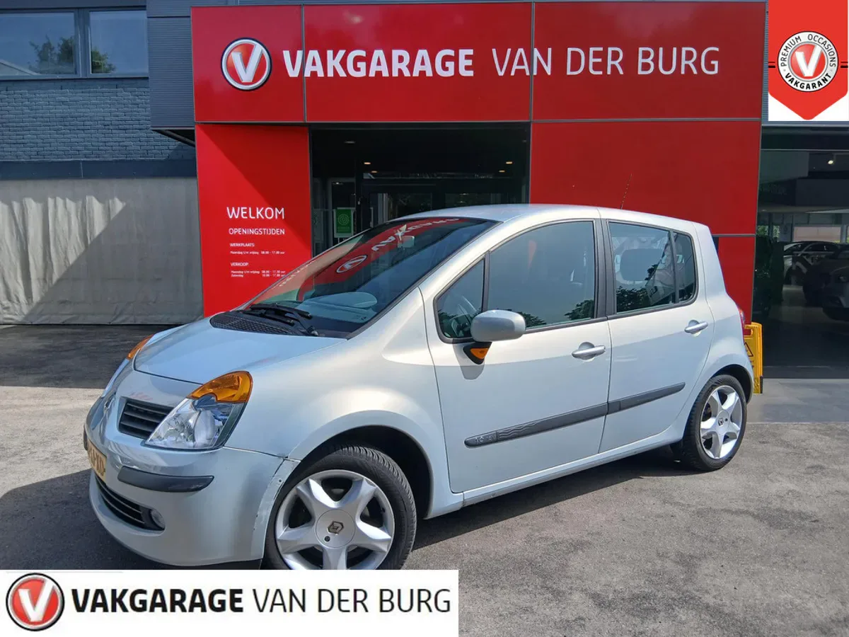 Renault Modus (2006) — foto 1