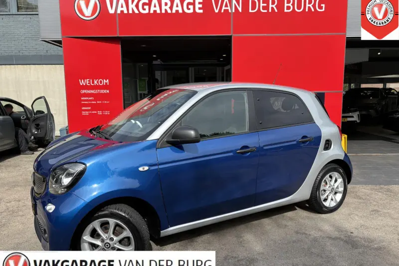 Smart ForFour (2018)