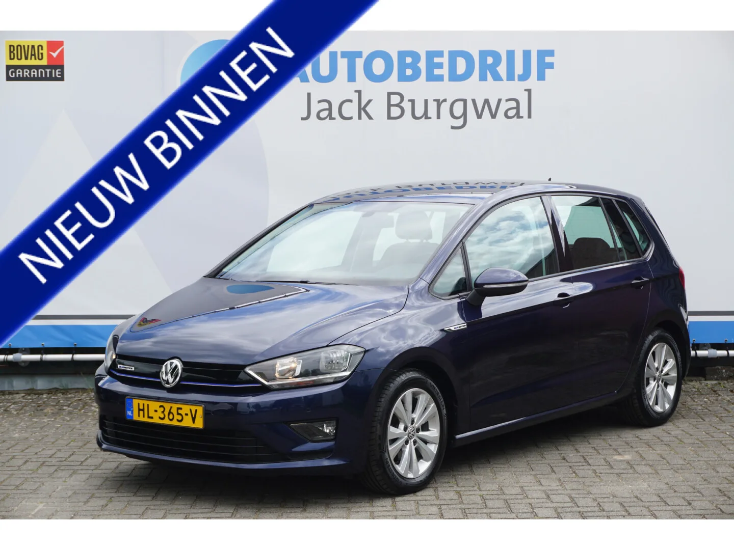 Volkswagen Golf Sportsvan (2015) — foto 1